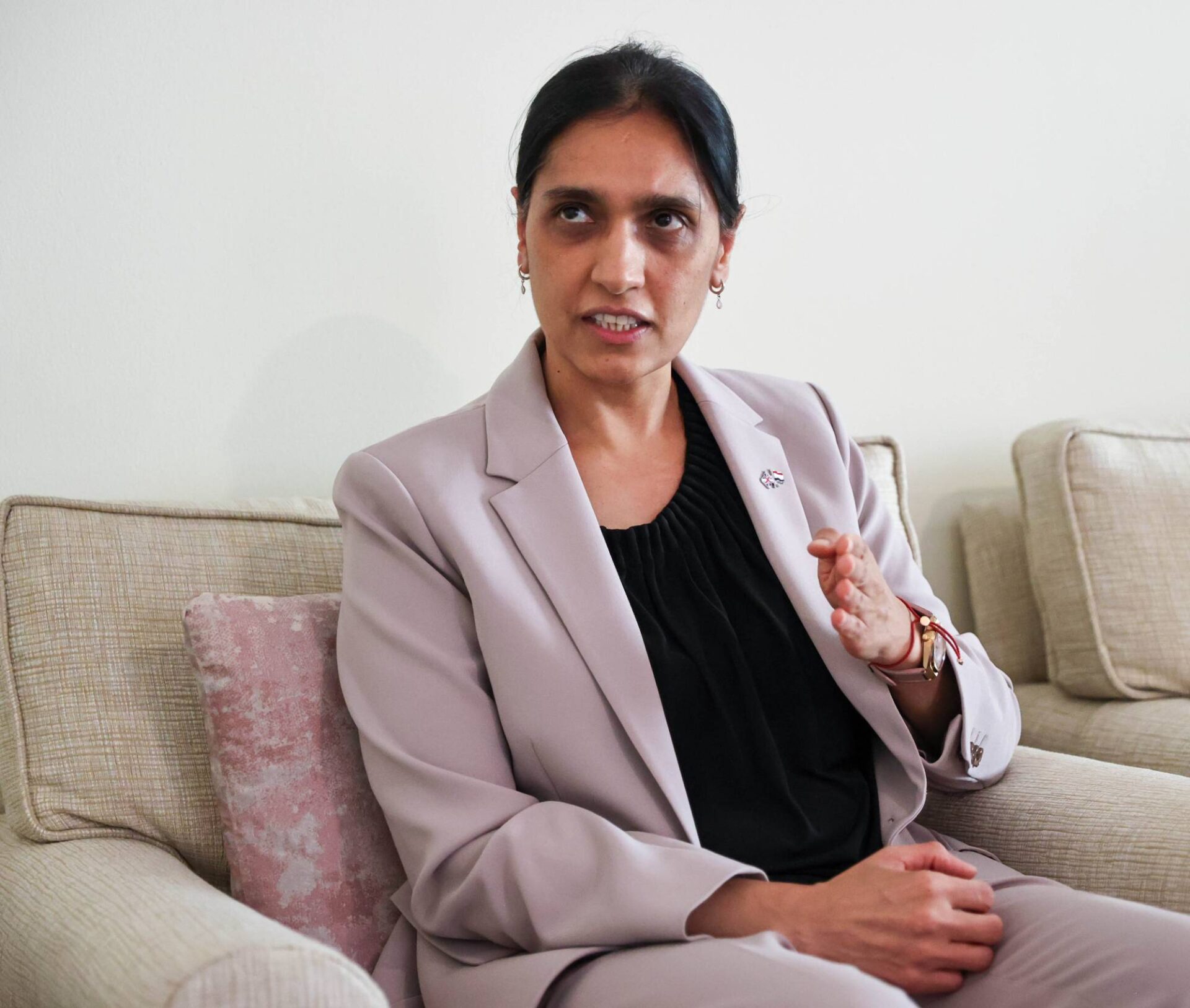 Image default